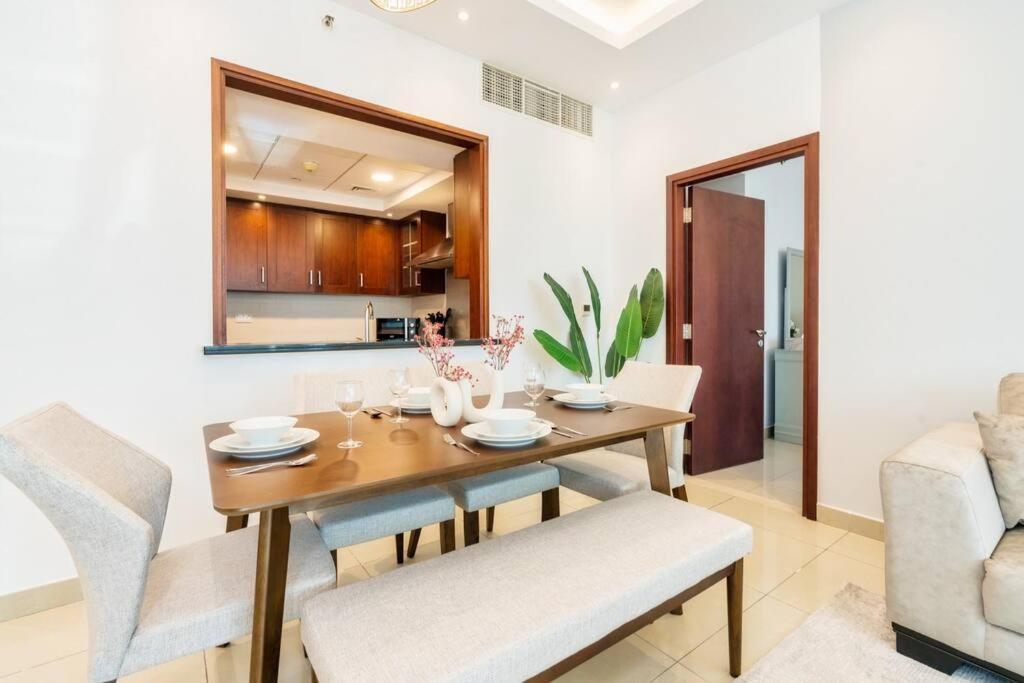 New! Luxury 3Bedroom With Spectacular Burj Views Downtown Дубай Екстер'єр фото