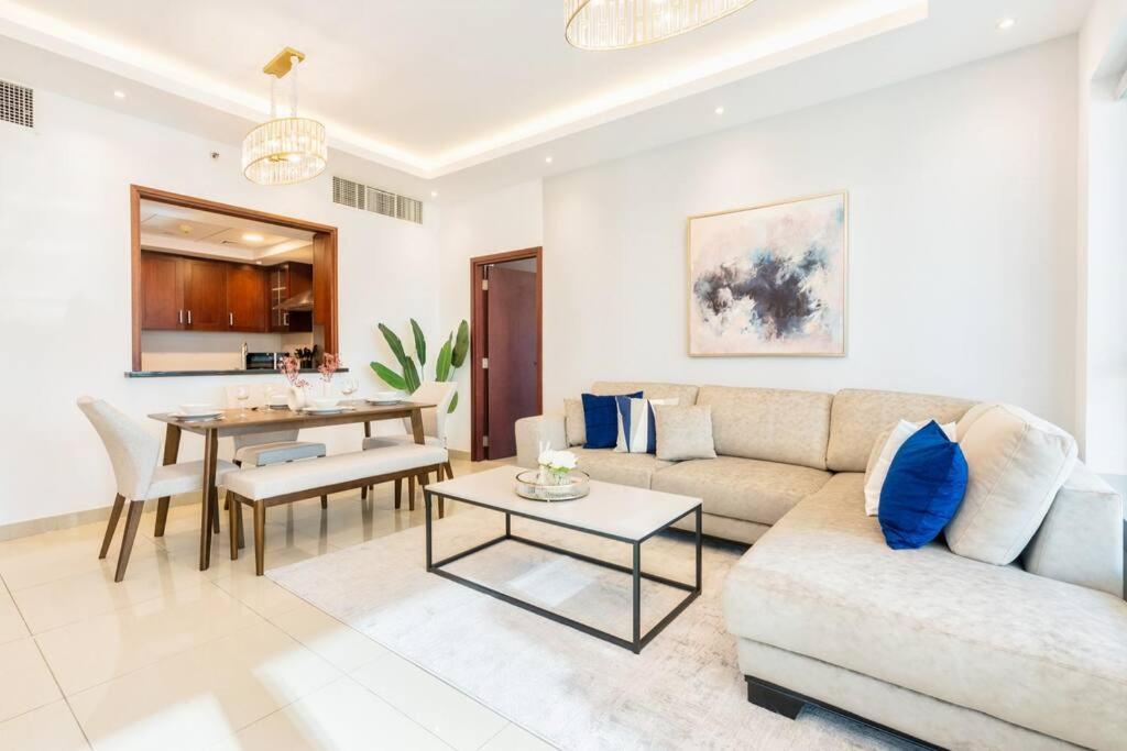 New! Luxury 3Bedroom With Spectacular Burj Views Downtown Дубай Екстер'єр фото